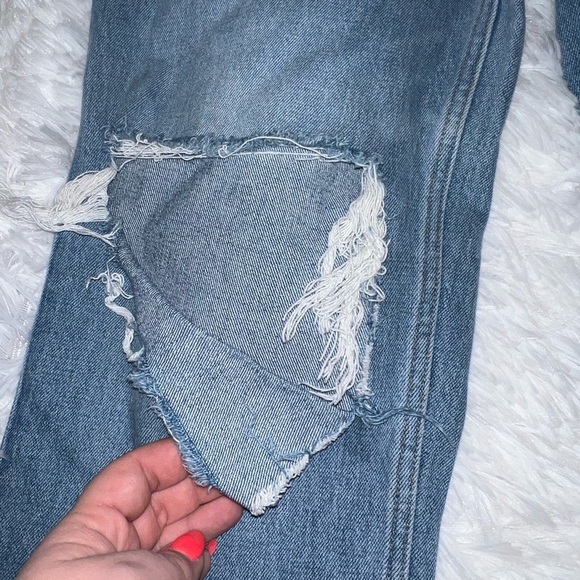 Abercrombie & Fitch The 90’s Straight Ultra High Rise size 28 / 6R Jeans - Picture 3 of 4